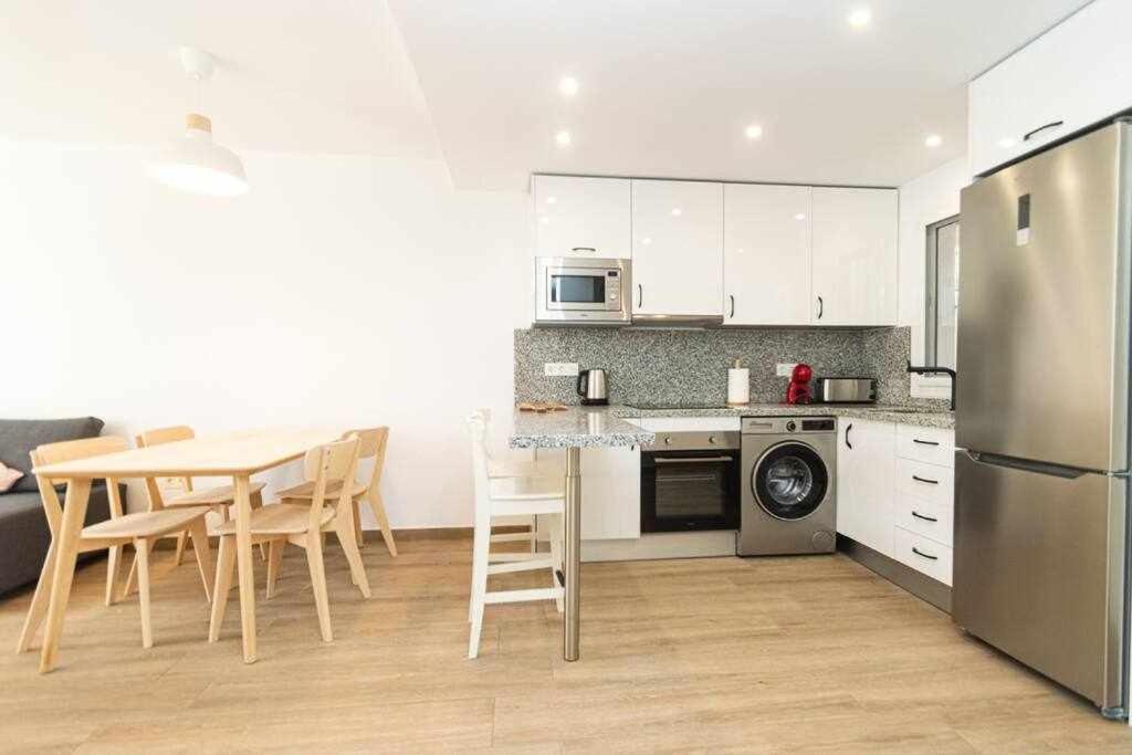 פואנגירולה Casablanca 4 Apartamento Con Jardin Privado מראה חיצוני תמונה